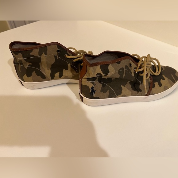 POLO CANVAS W/LEATHER TRIM CAMOUFLAGE HIGH TOP SNEAKERS. SIZE 7.   NWOT - Picture 10 of 15